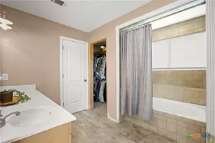 9725 Bock Rd, Buda, TX 78610 - Photo 23
