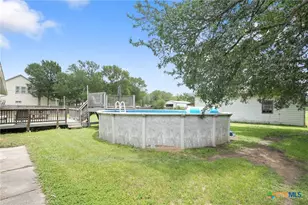9725 Bock Rd, Buda, TX 78610 - Photo 27