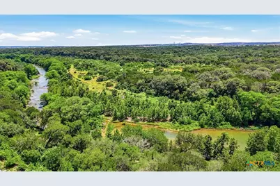 158 Gruene Vista Trail, New Braunfels, TX 78132 - Photo 35