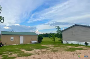 1605 Co Rd 210, Bertram, TX 78605 - Photo 21