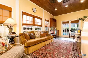 507 S De Leon St, Victoria, TX 77901 - Photo 43