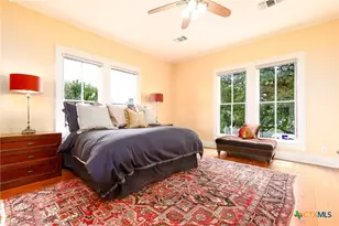 507 S De Leon St, Victoria, TX 77901 - Photo 19