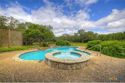 8472 Rolling Acres Trail, Fair Oaks, TX 78015 - Photo 27