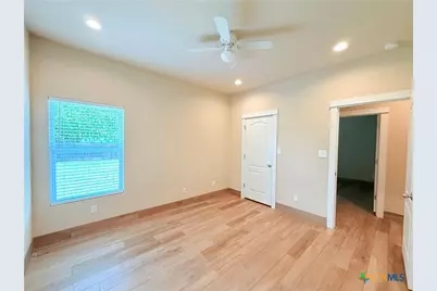 1168 Sycamore Street, Seguin, TX 78155 - Photo 11