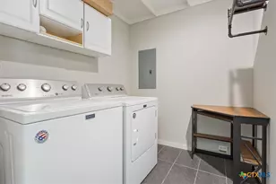 425 E 13th Ave, Belton, TX 76513 - Photo 29