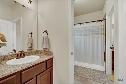 1937 Hunters Cove, New Braunfels, TX 78132 - Photo 17