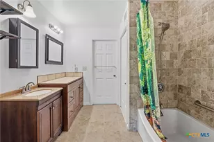 1998 Upper Elgin River Rd, Elgin, TX 78621 - Photo 9