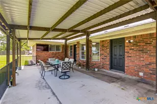 309 Viking St, Victoria, TX 77905 - Photo 25