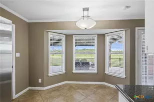 309 Viking St, Victoria, TX 77905 - Photo 9