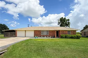 309 Viking St, Victoria, TX 77905 - Photo 21