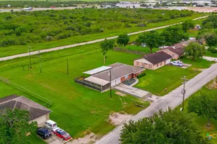 309 Viking St, Victoria, TX 77905 - Photo 39