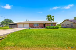309 Viking St, Victoria, TX 77905 - Photo 23