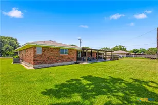 309 Viking St, Victoria, TX 77905 - Photo 27