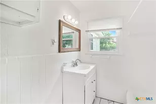 1611 S 33rd St, Temple, TX 76504 - Photo 11