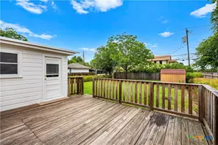 1611 S 33rd St, Temple, TX 76504 - Photo 25