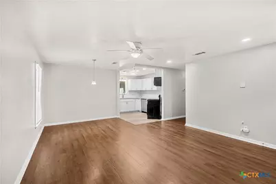 1611 S 33rd Street, Temple, TX 76504 - Photo 3