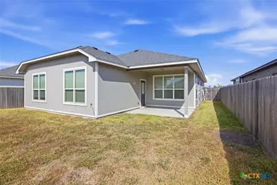103 Dripping Spring, Victoria, TX 77904 - Photo 23