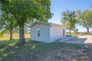 12802 County Line Rd, Rogers, TX 76569 - Photo 27