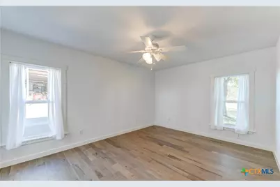 12802 County Line Road, Rogers, TX 76569 - Photo 15