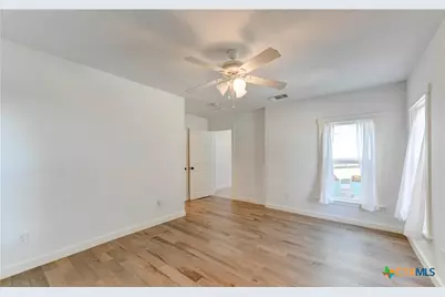 12802 County Line Road, Rogers, TX 76569 - Photo 9