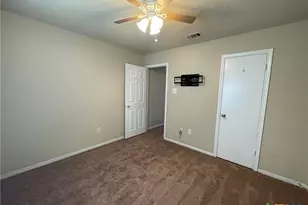 104 Horseshoe Dr, Copperas Cove, TX 76522 - Photo 9