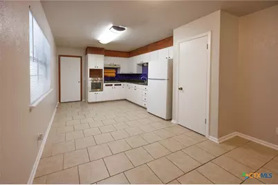 703 W Avenue F, Copperas Cove, TX 76522 - Photo 7