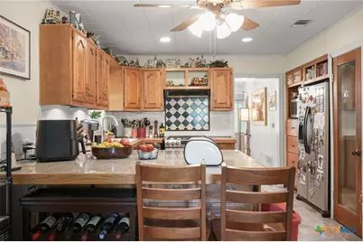 1320 W San Antonio Street, Lockhart, TX 78644 - Photo 13