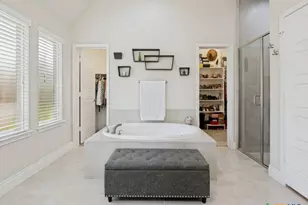 2908 Glen Vw, Seguin, TX 78155 - Photo 13