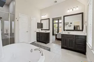 2908 Glen Vw, Seguin, TX 78155 - Photo 11