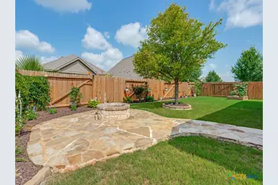 2908 Glen View, Seguin, TX 78155 - Photo 21