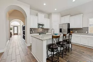 2908 Glen Vw, Seguin, TX 78155 - Photo 7