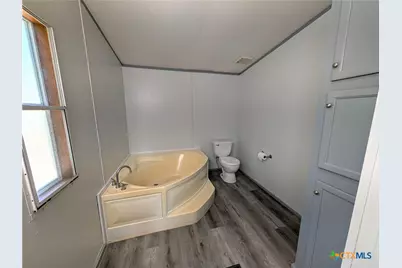 13161 Harbor Drive, Temple, TX 76502 - Photo 21