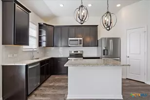 1925 Bayou Wood Ln, Temple, TX 76502 - Photo 11