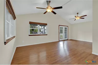 1685 Lakeview Drive, Canyon Lake, TX 78133 - Photo 17
