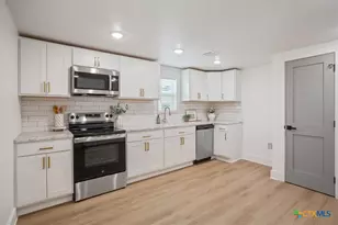 8506 Connecticut Ave, Temple, TX 76502 - Photo 9