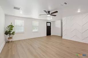 8506 Connecticut Ave, Temple, TX 76502 - Photo 3