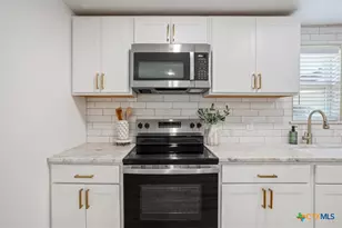 8506 Connecticut Ave, Temple, TX 76502 - Photo 7