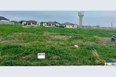 110 Carmine Avenue, Port Lavaca, TX 77979 - Photo 1