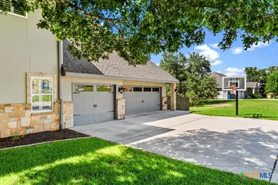 604 Hannahs Run, New Braunfels, TX 78130 - Photo 5