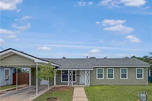 903 Saunders St, Gatesville, TX 76528 - Photo 1