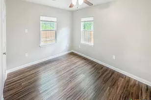 903 Saunders St, Gatesville, TX 76528 - Photo 9