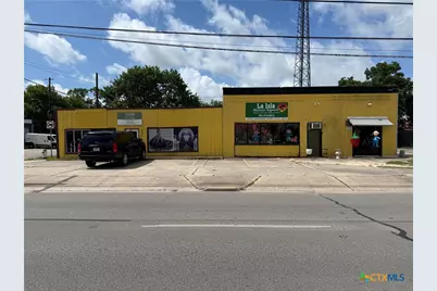 303 & 305 E Rio Grande Street #305, Victoria, TX 77901 - Photo 1