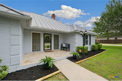 1827 Palace Drive, New Braunfels, TX 78130 - Photo 5