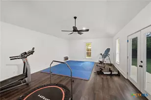 1827 Palace Dr, New Braunfels, TX 78130 - Photo 25