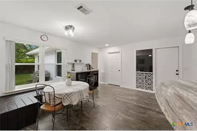 1827 Palace Drive, New Braunfels, TX 78130 - Photo 15