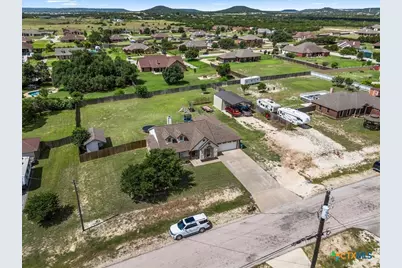 777 Thomas Street, Copperas Cove, TX 76522 - Photo 35