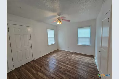 1416 E Avenue C, Temple, TX 76501 - Photo 23