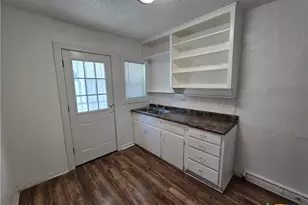 1416 E Avenue C, Temple, TX 76501 - Photo 11