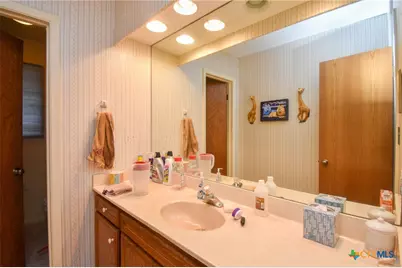 108 Green Way, Victoria, TX 77904 - Photo 19