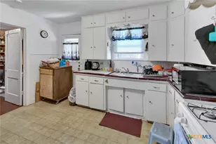 1005 Macarthur St, Victoria, TX 77901 - Photo 23